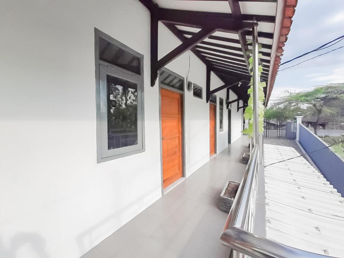 Wisma Asri Syariah Majalengka Redpartner Dawuhan Екстер'єр фото